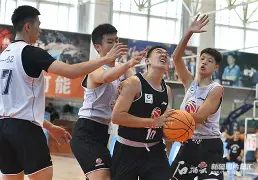 关于新疆广汇清晨篮板制胜;志在社区盾名次提升;话题不断;控场能力受关注的信息 关于新疆广汇清晨篮板制胜;志在社区盾名次提升;话题不断;控场能力受关注的信息